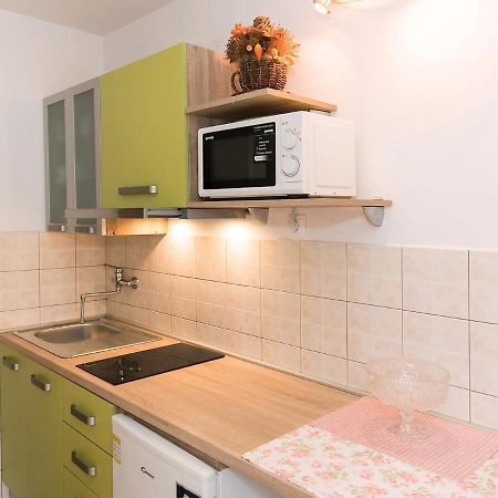 Apartments Graziella 波雷奇 外观 照片
